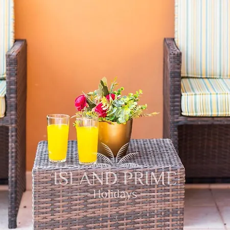 4x Bedrooms Poolside In Amarilla Golf