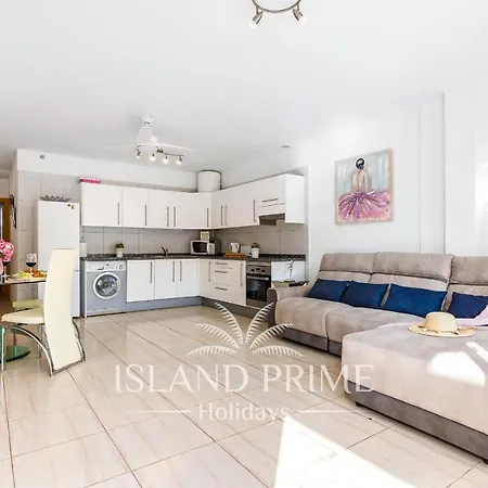 Apartment 4x Bedrooms Poolside In Amarilla Golf